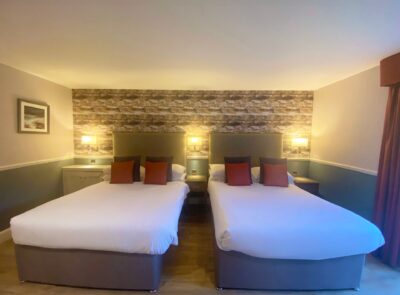 superior+family+room+2-1920w